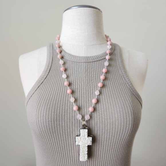 PINK OPAL AND ROSE QUARTZ NECKLACE WITH CROSS PENDANT.